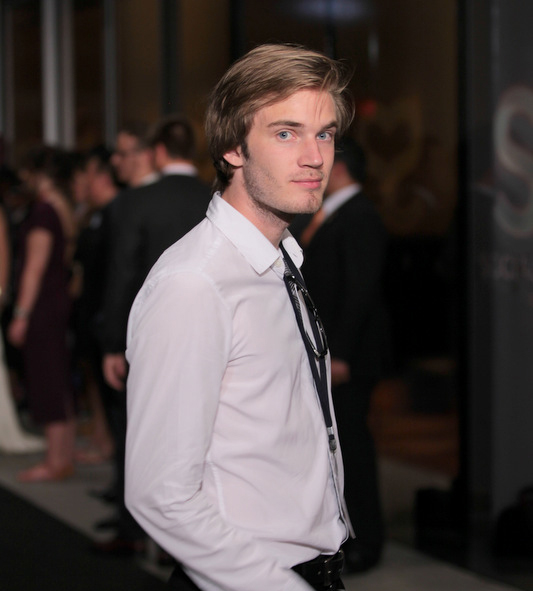 Pewdiepie Height Weight Body Measurements Celebrity Stats