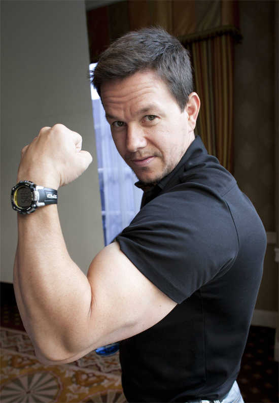 mark wahlberg measurements