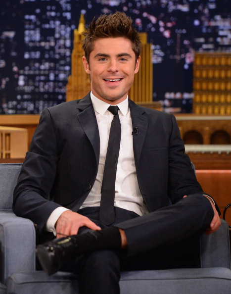 zac efron measurements