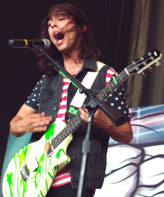 Vic Fuentes Height Weight Body Measurements | Celebrity Stats