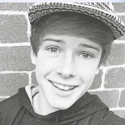 Blake Gray biography