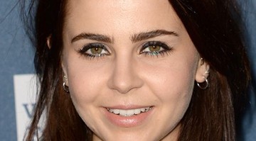 Mae Whitman