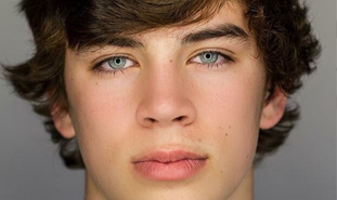 hayes grier face